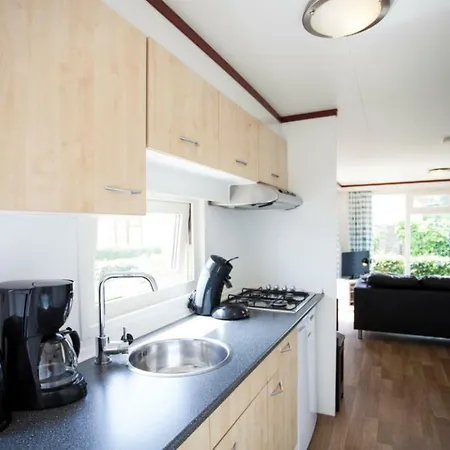 Wh Stacaravan 5 Personen Resort